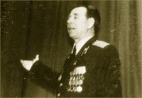 Начальник училища полковник В.Д.Феденко